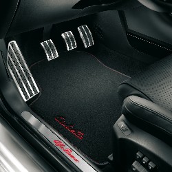 Alfa Romeo Giulietta 1.4 TB (105/120 Bhp) GENUINE CARPET MAT SET 